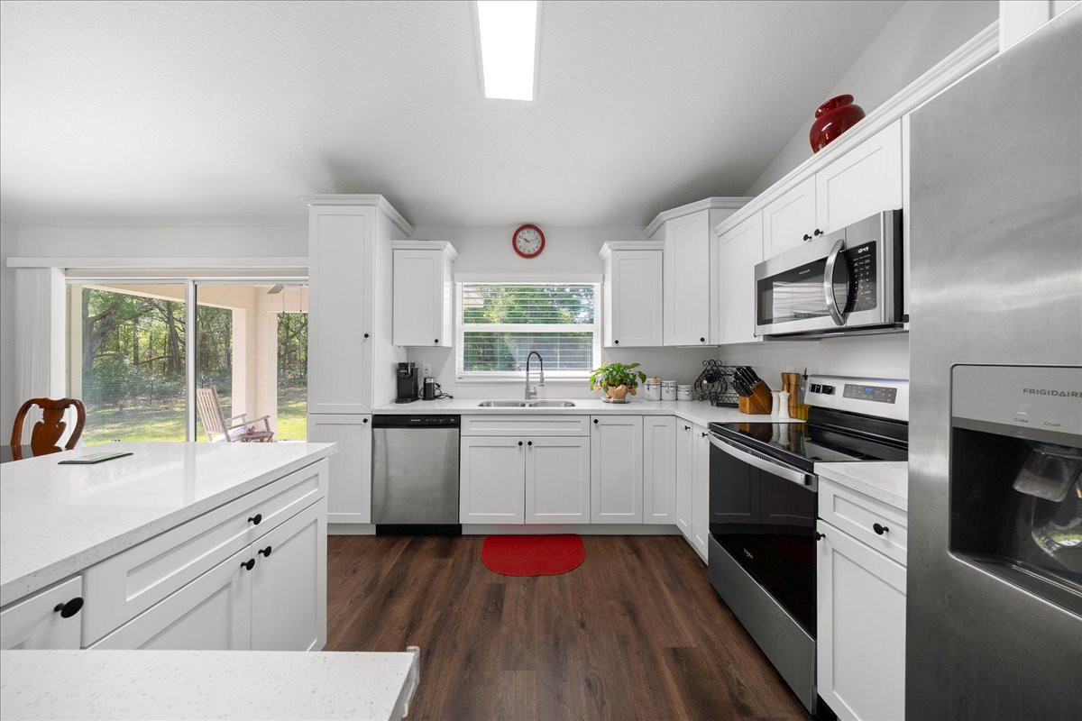 Central Florida Home Kitchen - Listed by Abel Cruz Jr.